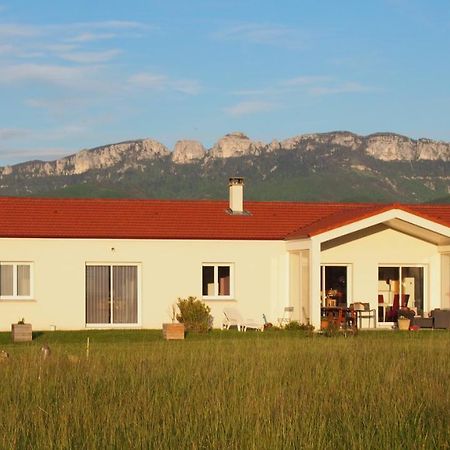 Les Gites Des Noyerettes Besayes Экстерьер фото